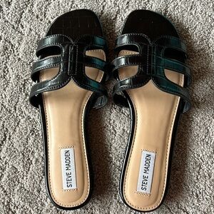 Black Steve Madden slide sandals for women, Size 8.5